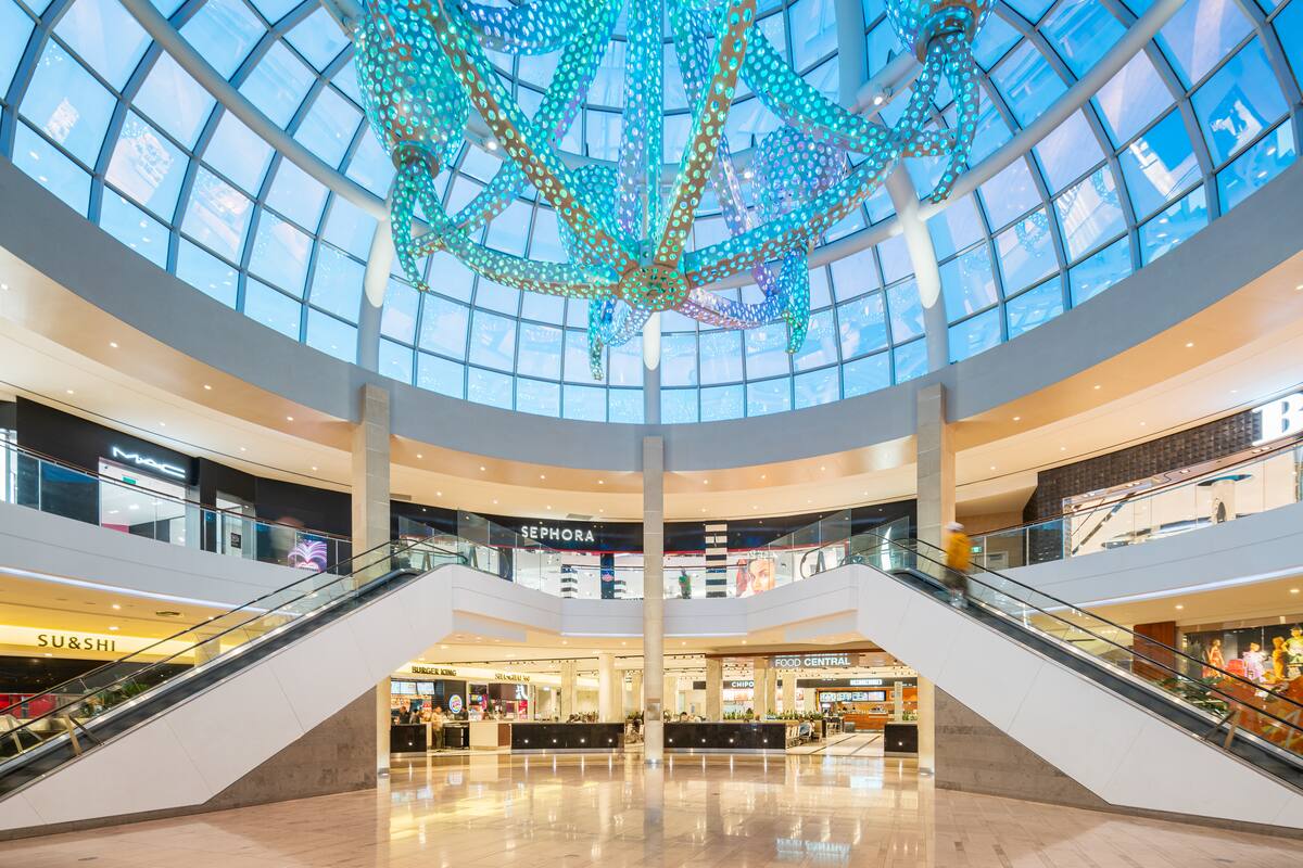 Square One Shopping Centre renovation and expansion, Mississauga